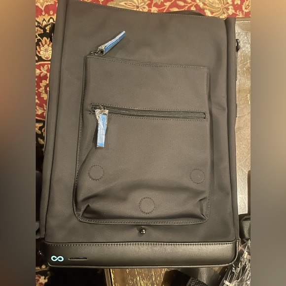 Backpack W/Power Charging Station Classic Design Keep Devices Always Powered Up! - Picture 15 of 16